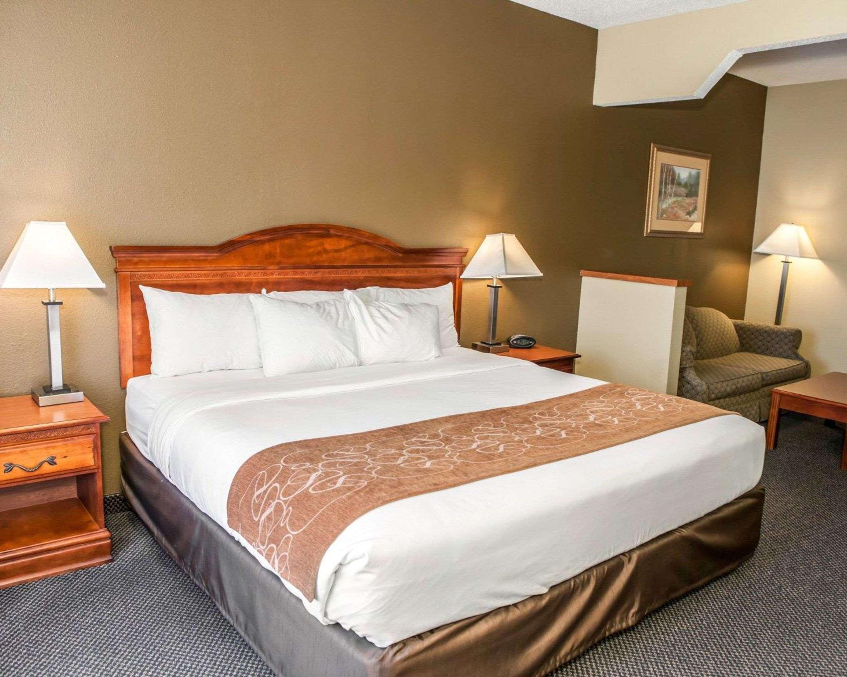 Comfort Suites Auburn Near I-69 Exteriér fotografie