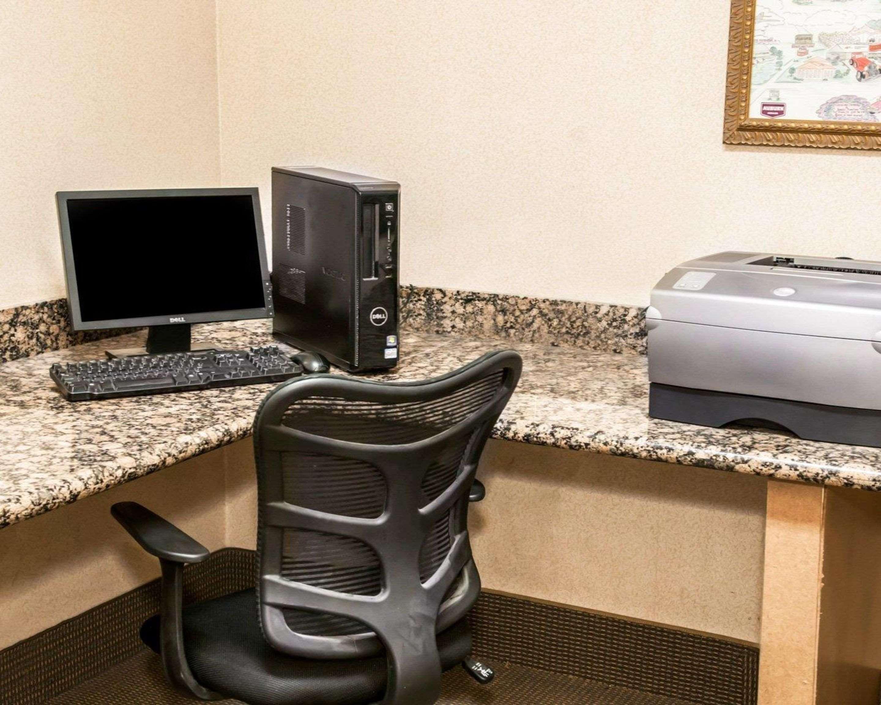 Comfort Suites Auburn Near I-69 Exteriér fotografie