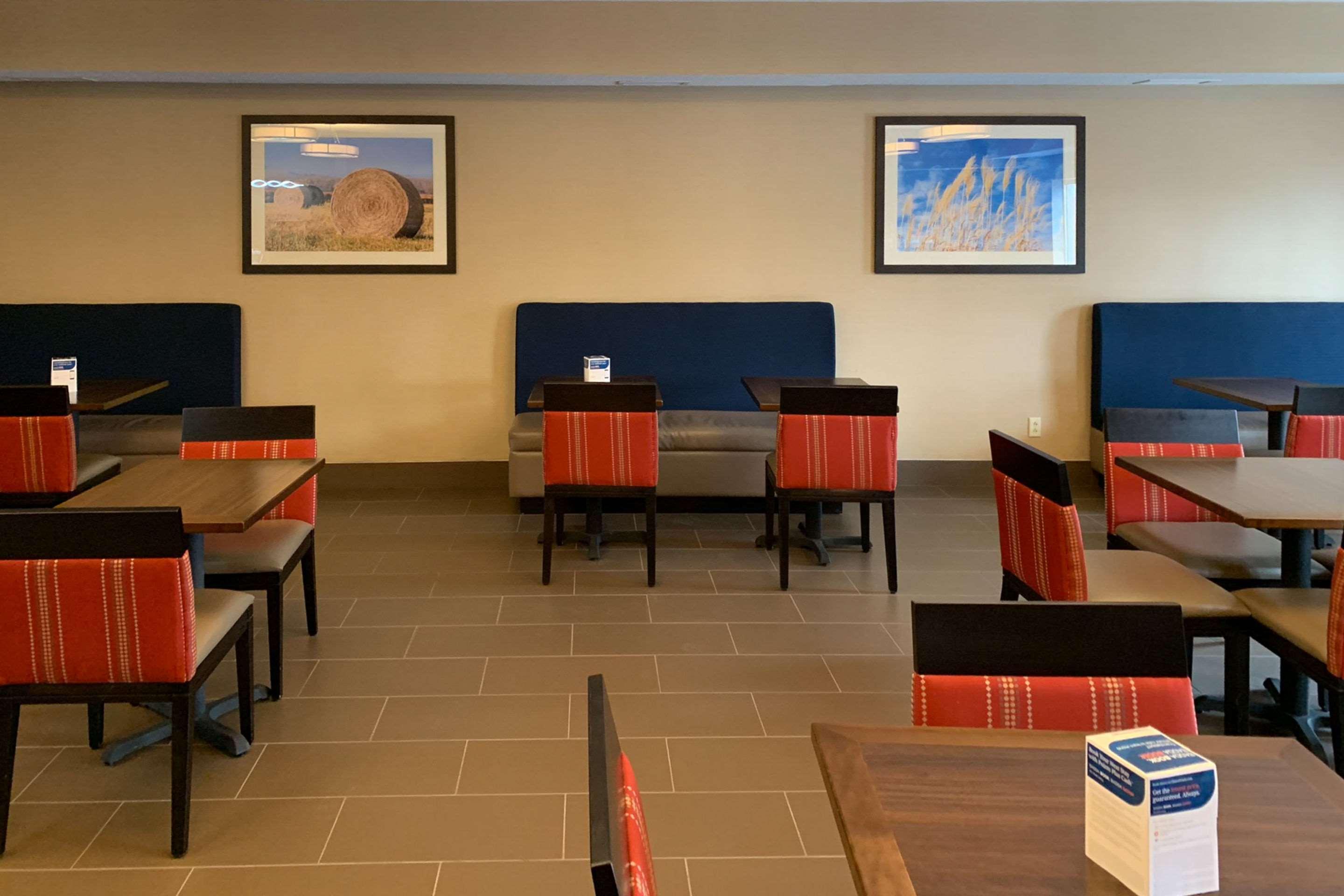 Comfort Suites Auburn Near I-69 Exteriér fotografie
