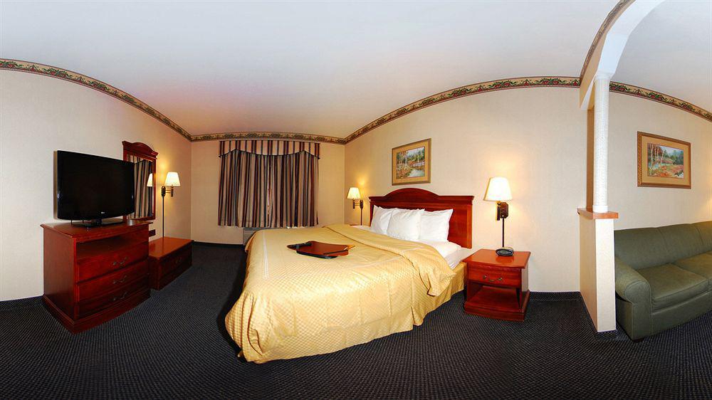 Comfort Suites Auburn Near I-69 Exteriér fotografie